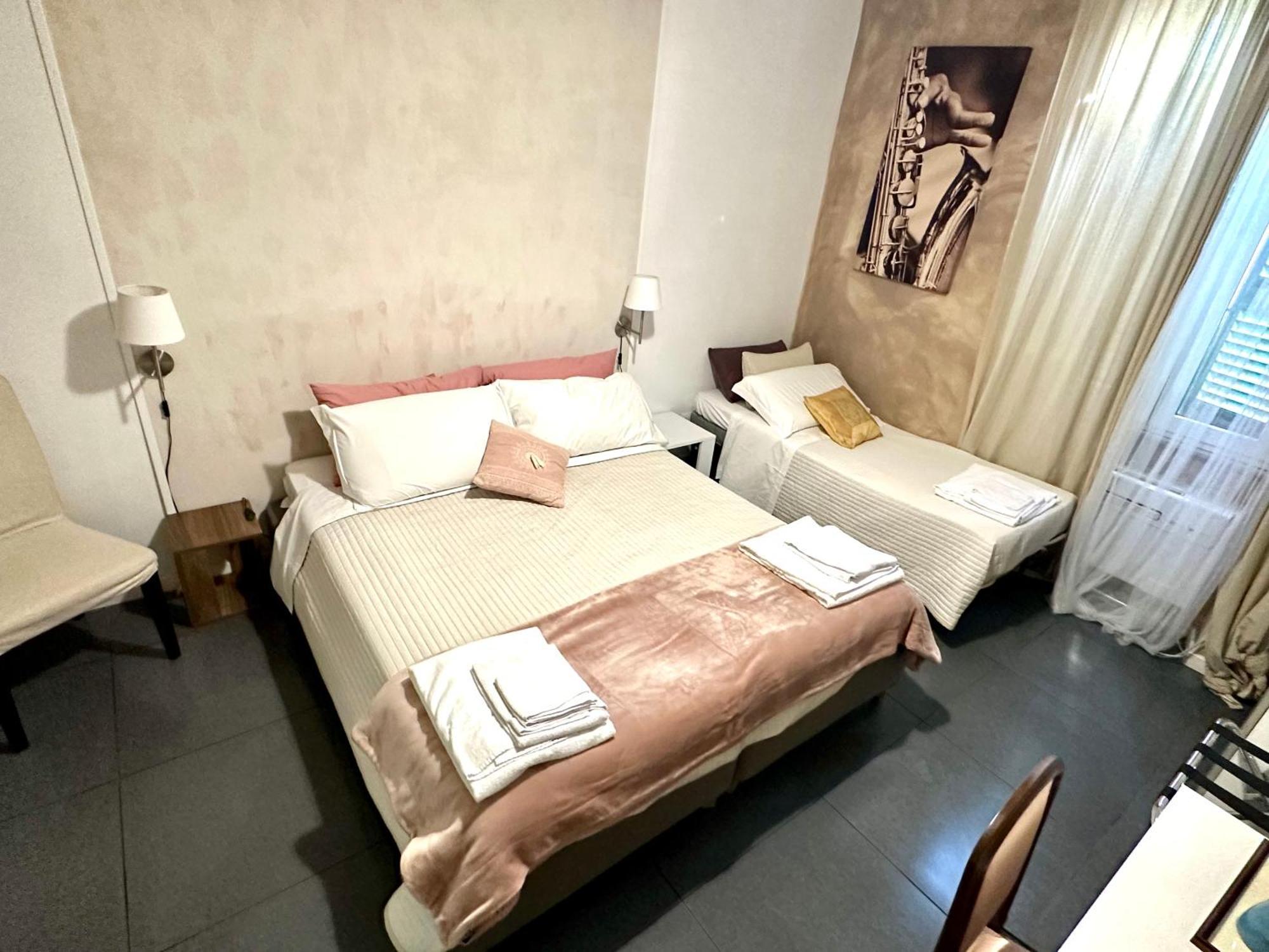 Bed And Breakfast Le Due Civette Rome Exterior photo