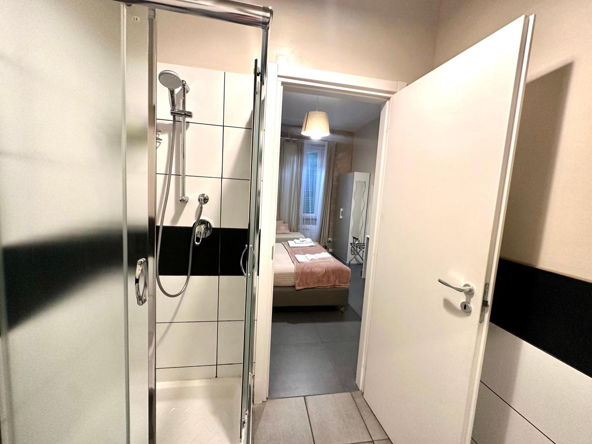 Bed And Breakfast Le Due Civette Rome Exterior photo